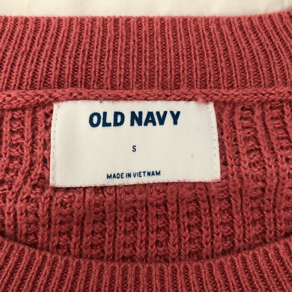 Long sleeved sweater